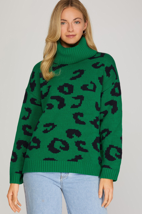 TURTLE NECK LEOPARD SWEATER