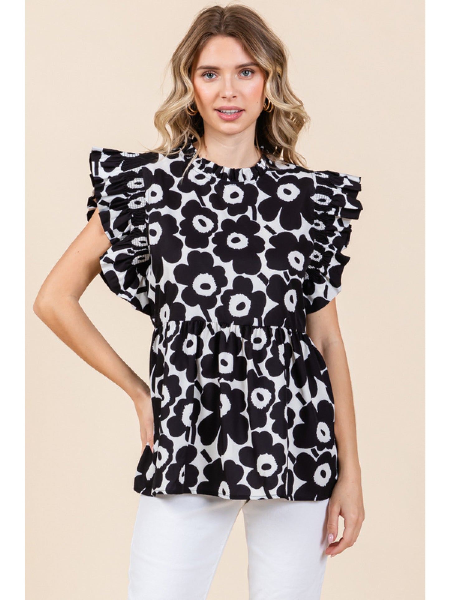 BLACK FLOWER FLUTTER TOP